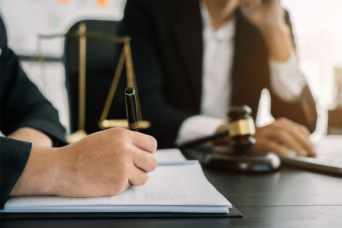 Commercial lease being signed